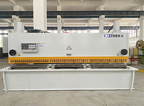 閘式剪板機(jī)2 閘式剪板機(jī)2